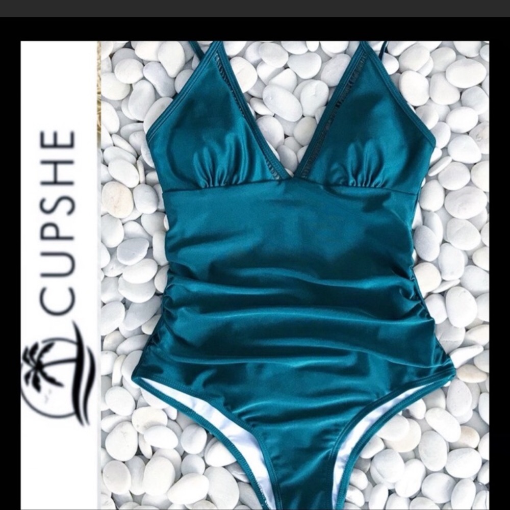 ❤️ 4/$20 Sale! Cupshe Swim Sz M ❤️
